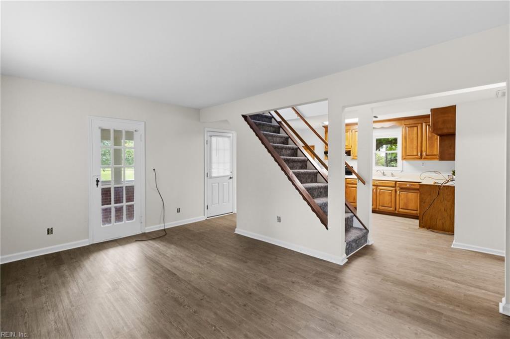 6092 Allmondsville Road Gloucester VA 23061