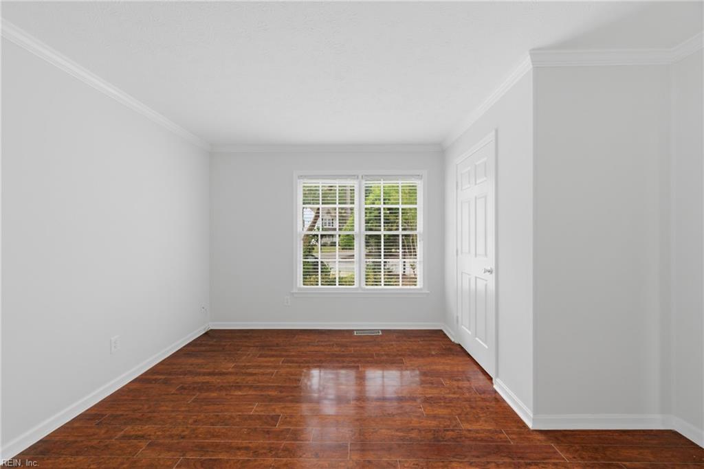 821 Lancaster Lane Newport News VA 23602