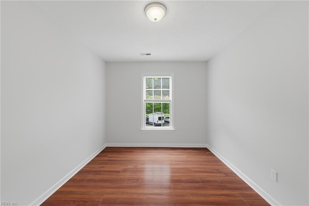 821 Lancaster Lane Newport News VA 23602