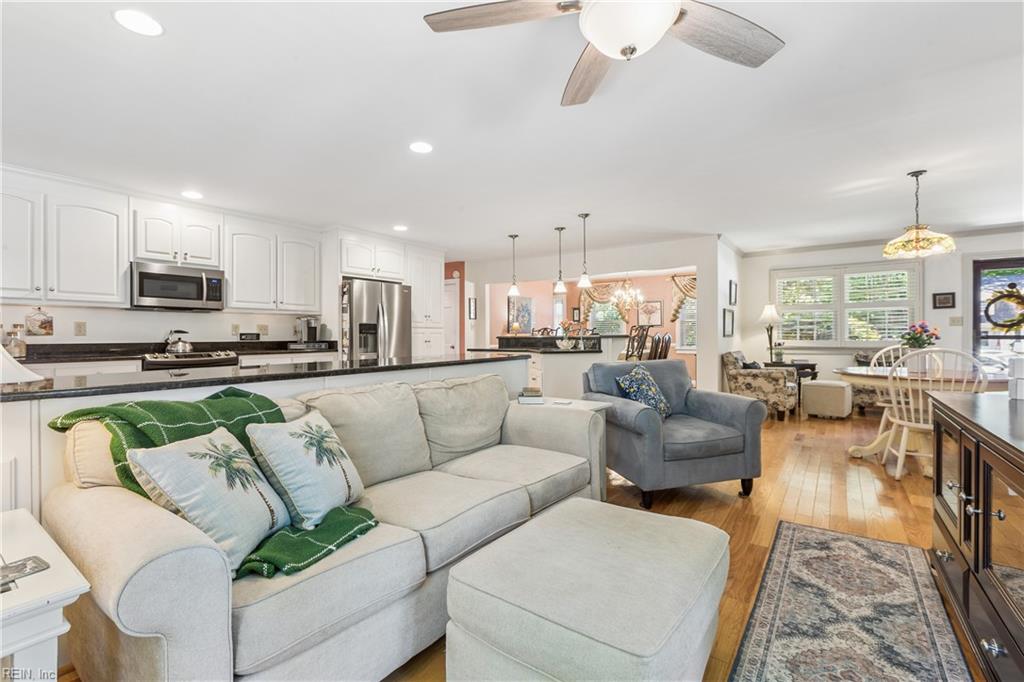 8 Bradford Circle Newport News VA 23602