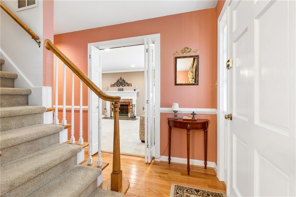8 Bradford Circle Newport News VA 23602