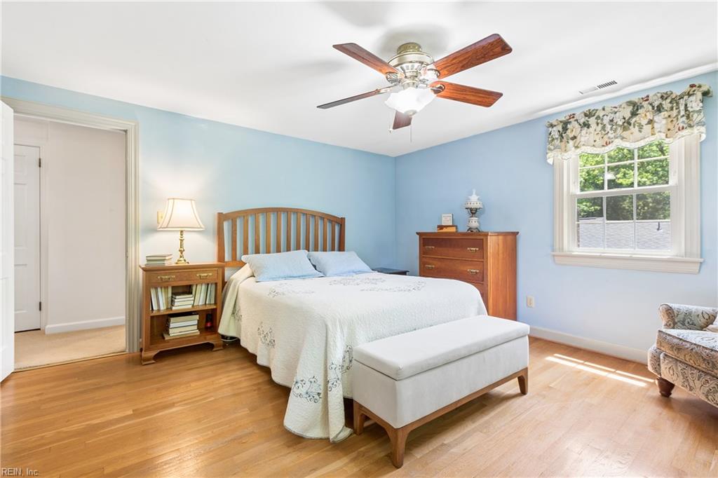 8 Bradford Circle Newport News VA 23602