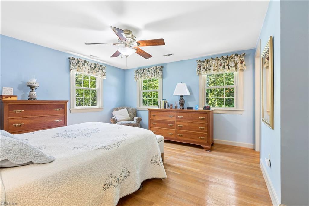 8 Bradford Circle Newport News VA 23602