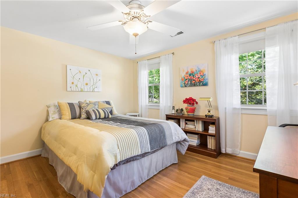 8 Bradford Circle Newport News VA 23602