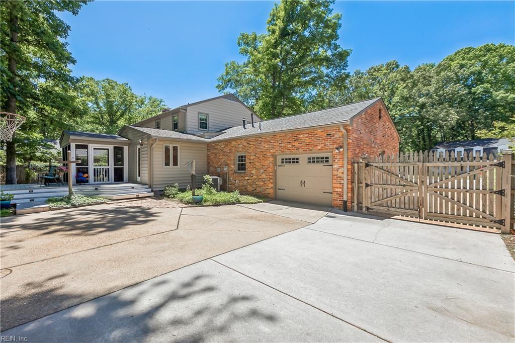 8 Bradford Circle Newport News VA 23602