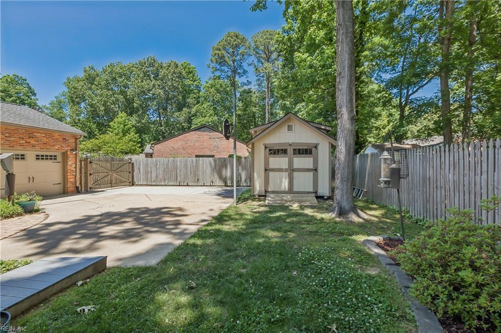8 Bradford Circle Newport News VA 23602
