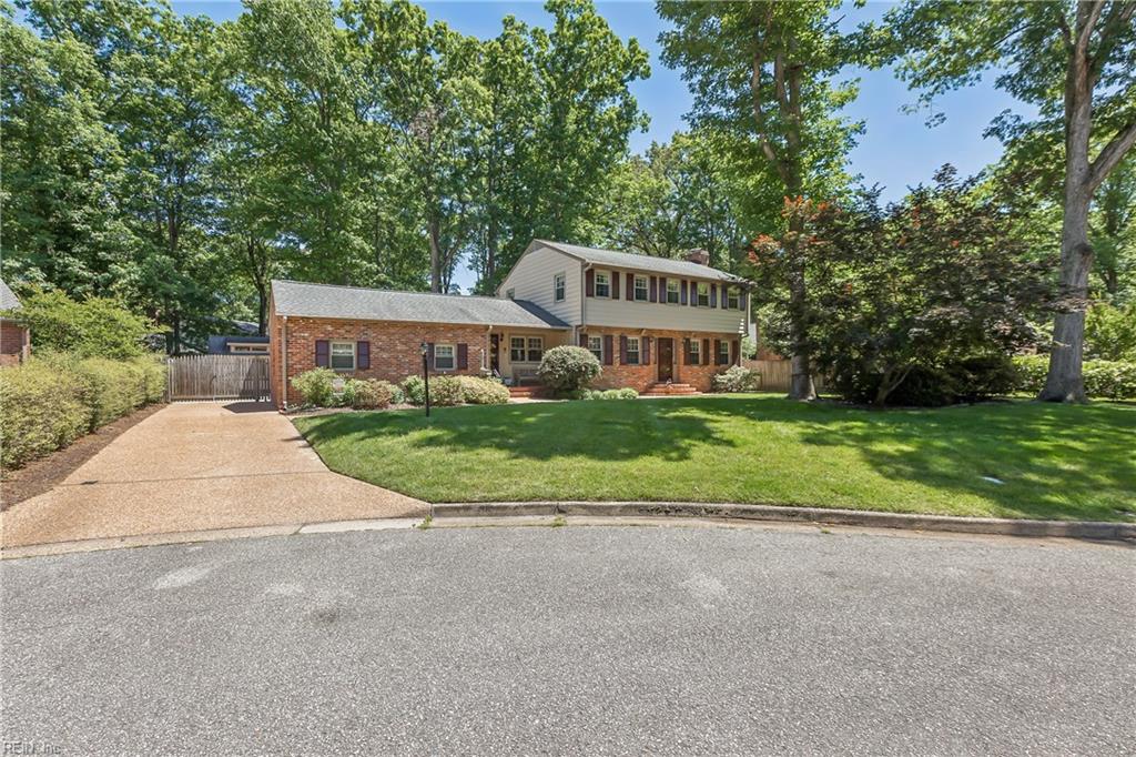 8 Bradford Circle Newport News VA 23602