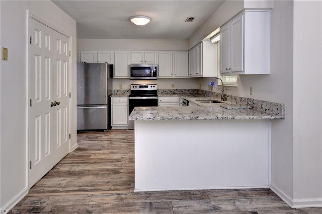 1565 Winthrope Drive Newport News VA 23602