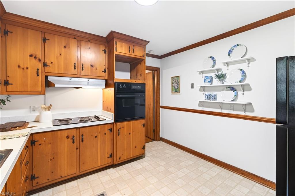 2 Larchmont Crescent Newport News VA 23606
