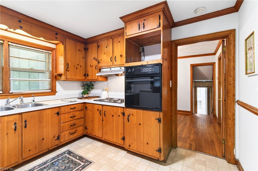 2 Larchmont Crescent Newport News VA 23606
