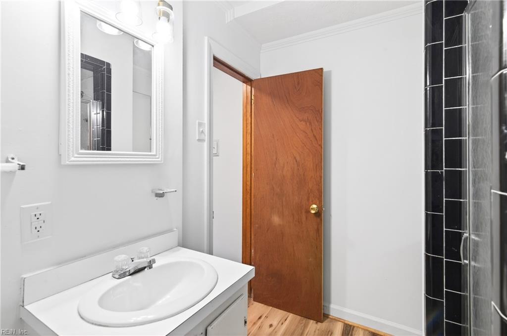 2 Larchmont Crescent Newport News VA 23606