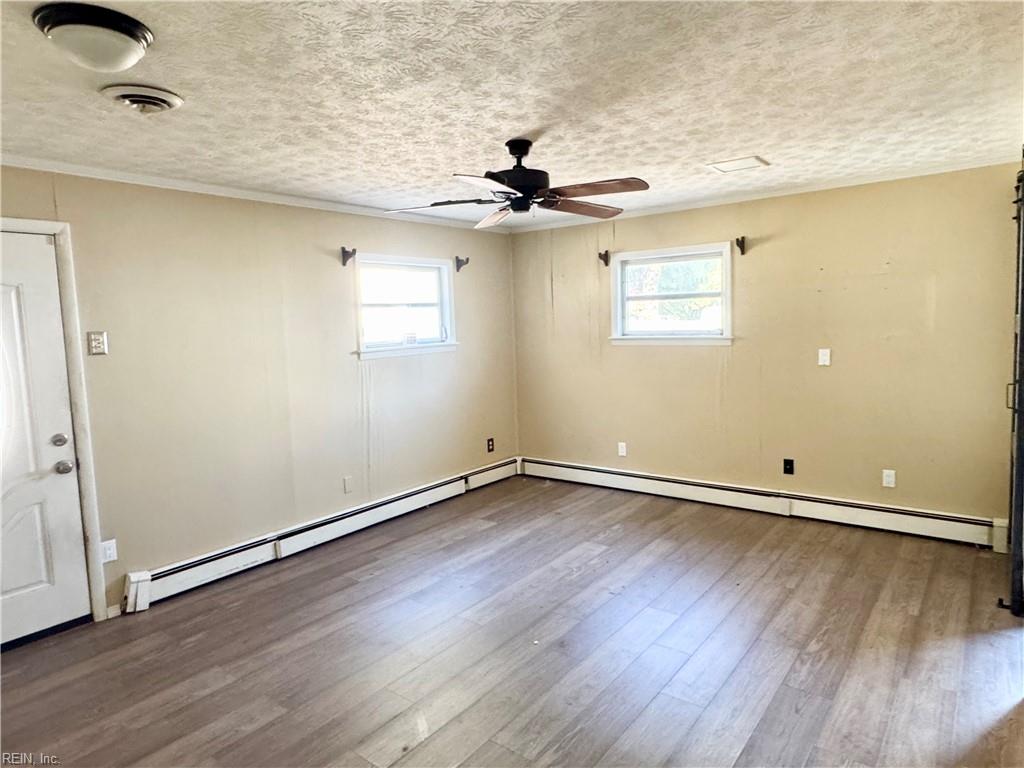 15 Sunset Road Newport News VA 23606
