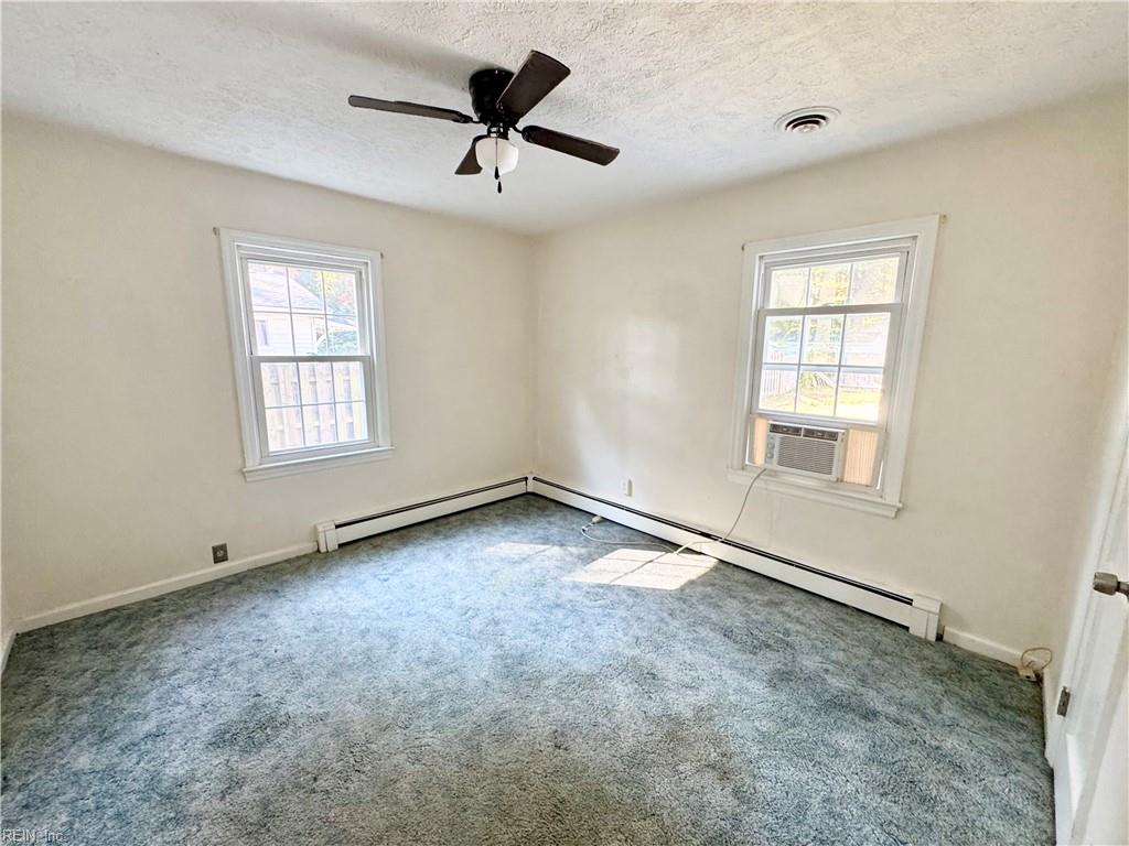 15 Sunset Road Newport News VA 23606