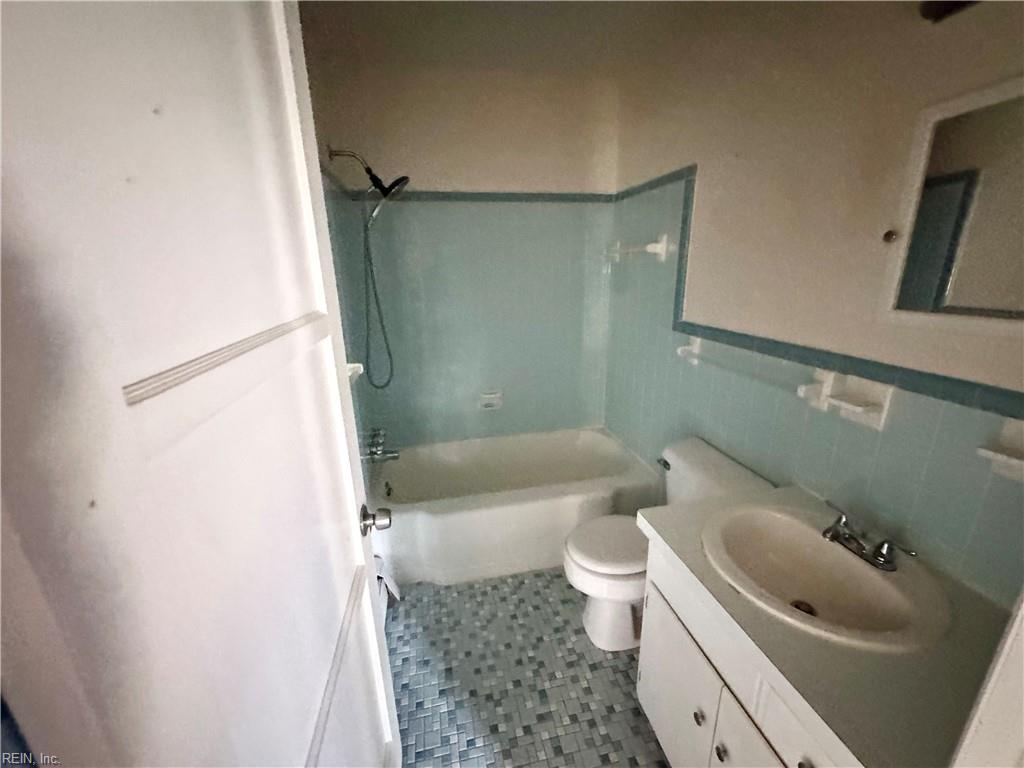 15 Sunset Road Newport News VA 23606