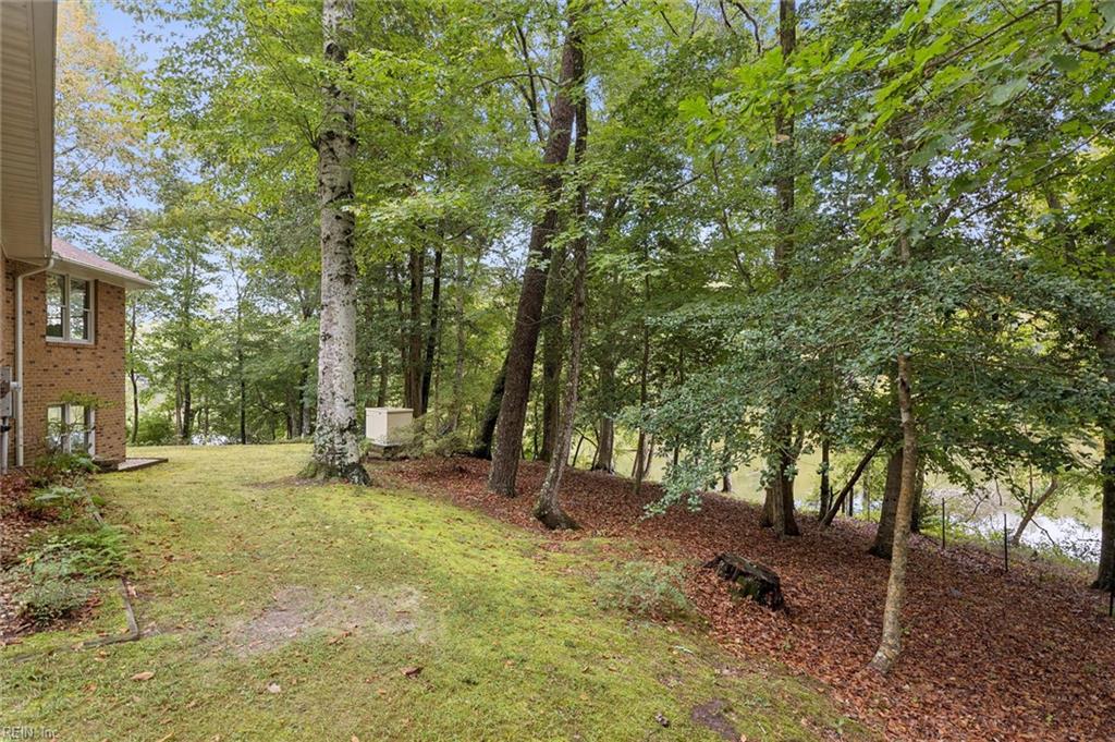 8038 Boxwood Lane Gloucester VA 23061