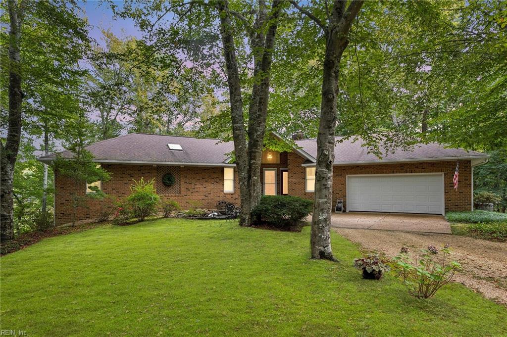 8038 Boxwood Lane Gloucester VA 23061