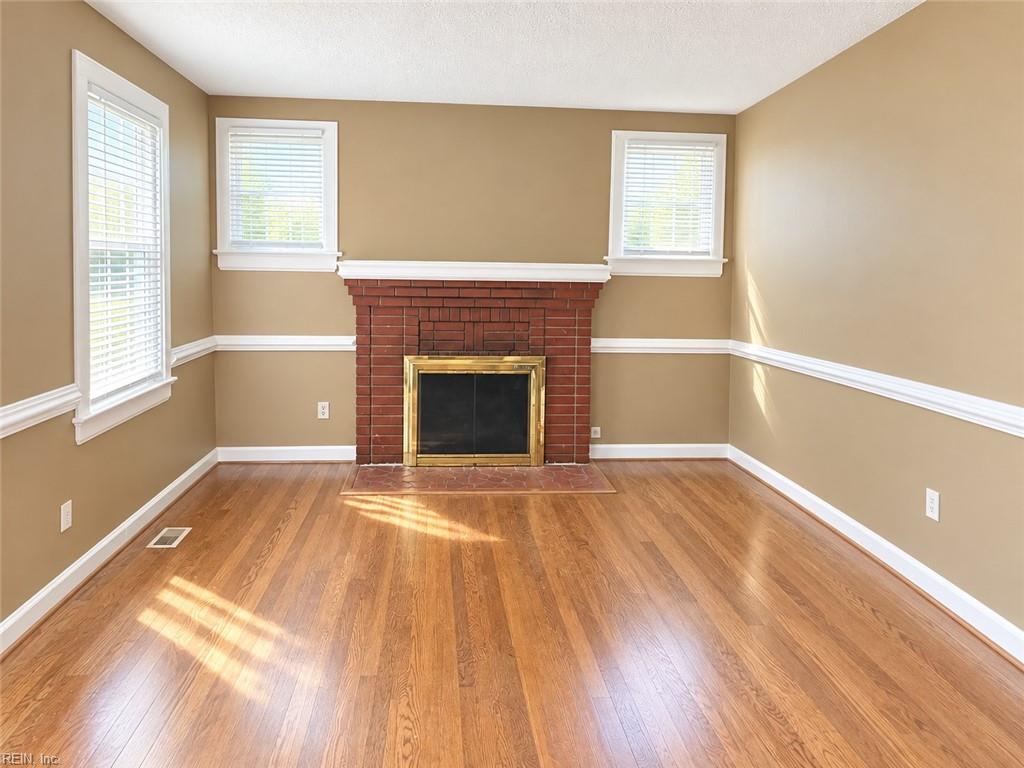 33 Davis Avenue Newport News VA 23601