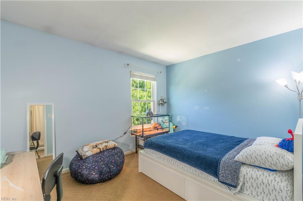 105 Kyle Circle Yorktown VA 23693