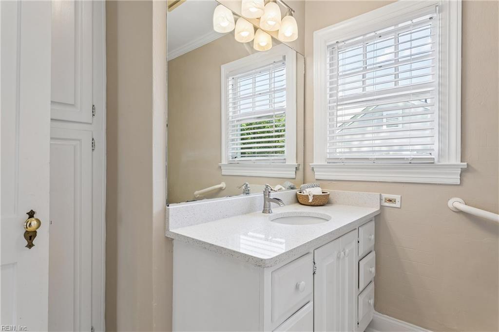 40 Westover Road Newport News VA 23601