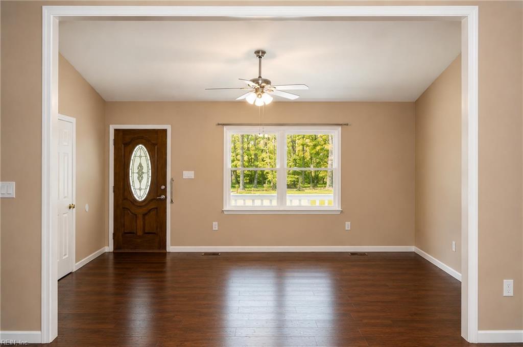 8253 Manor Drive Gloucester VA 23061