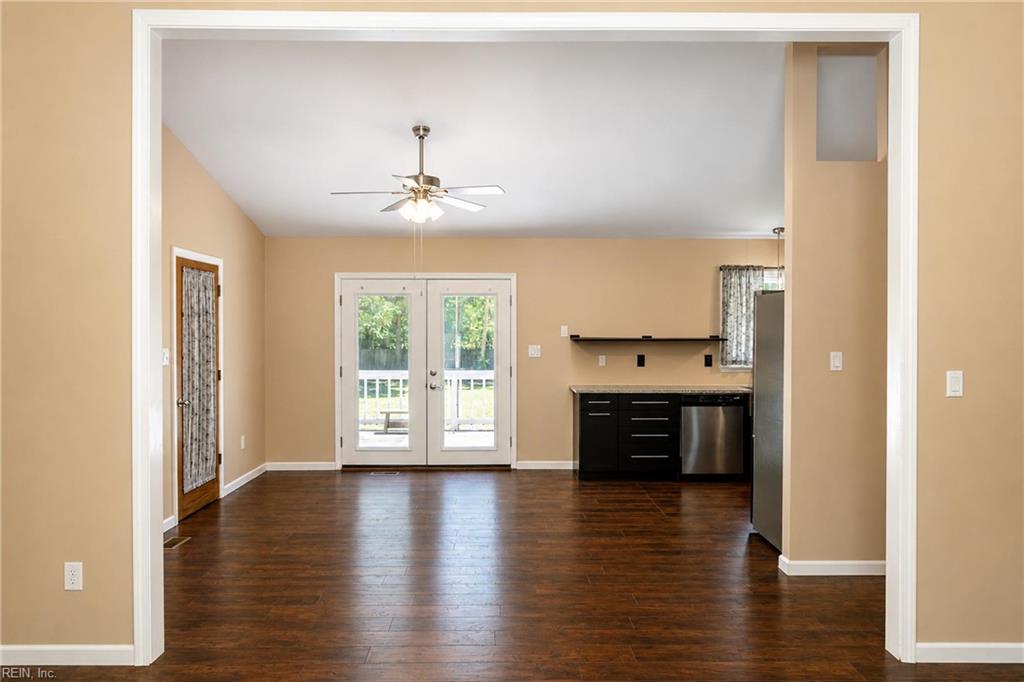 8253 Manor Drive Gloucester VA 23061
