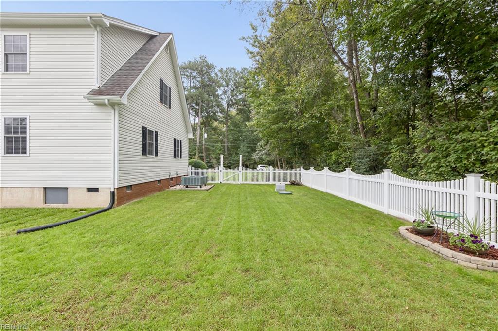 12266 Poplar Trail Gloucester VA 23061