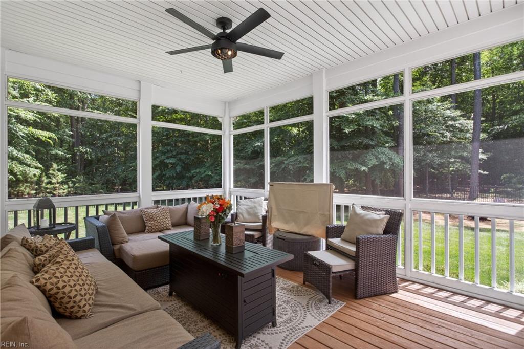 118 Collington Run Yorktown VA 23693