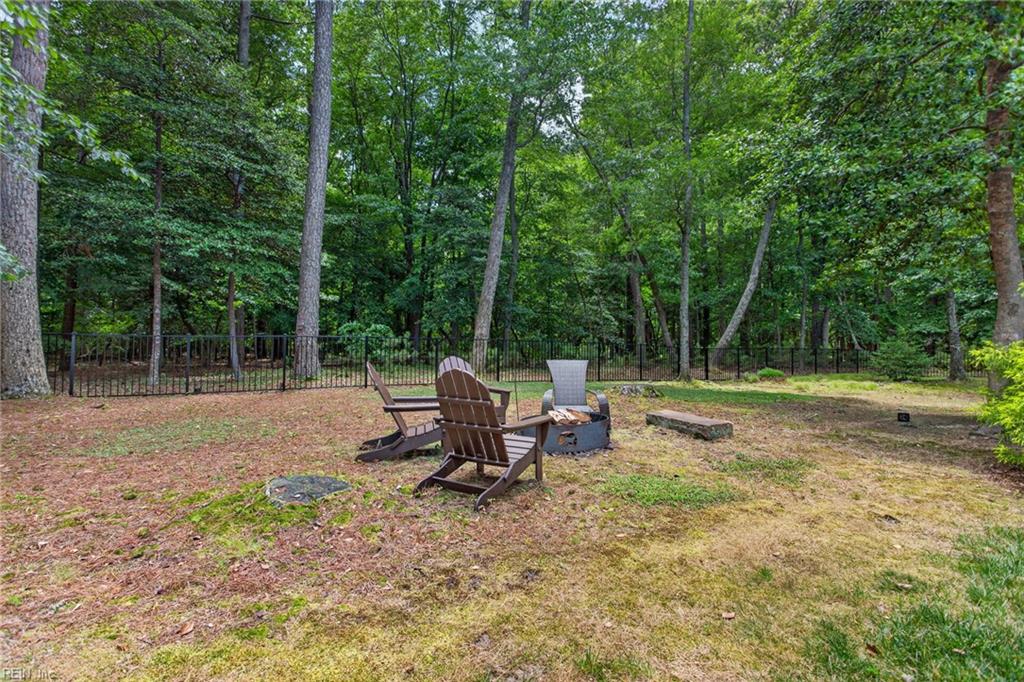 118 Collington Run Yorktown VA 23693