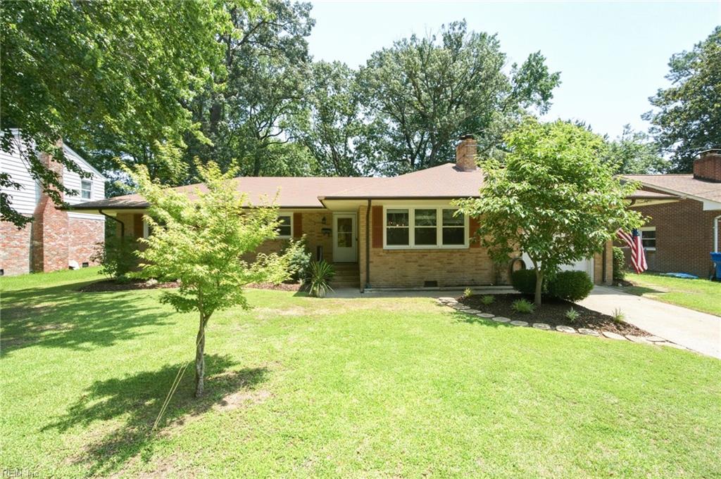 7 Indian Springs Drive Newport News VA 23606