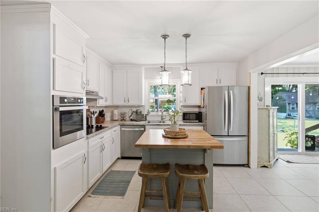 7 Indian Springs Drive Newport News VA 23606