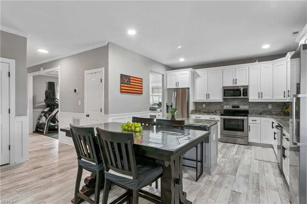 367 Poplar Avenue Newport News VA 23607