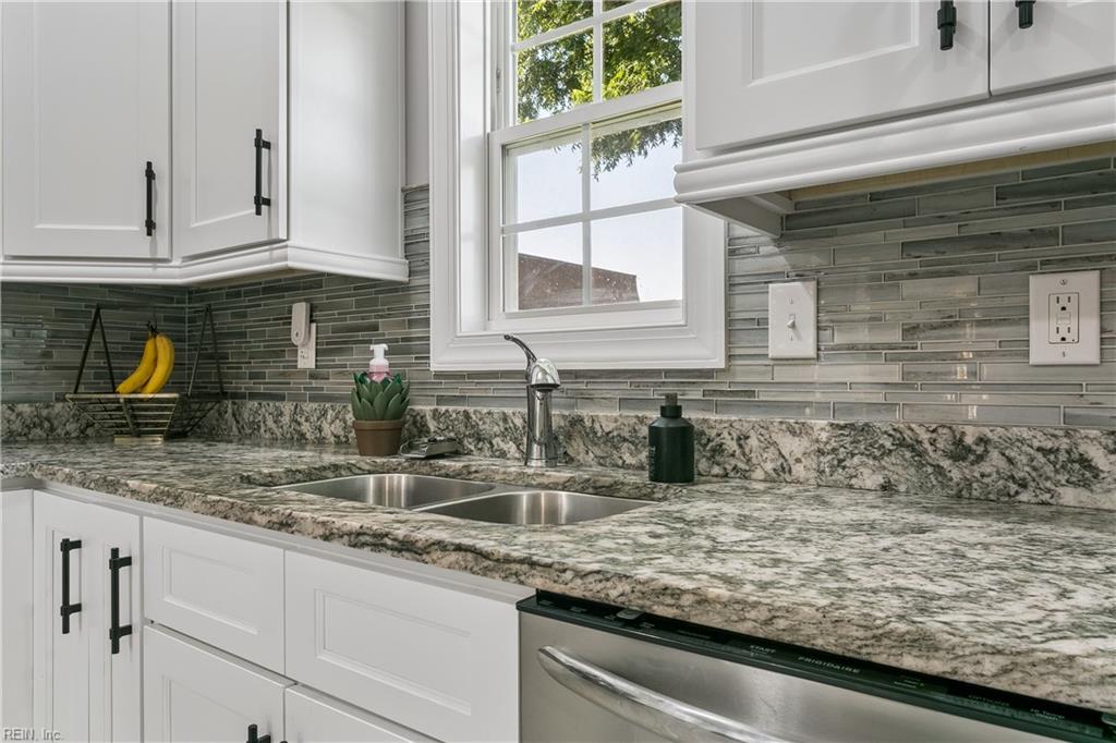367 Poplar Avenue Newport News VA 23607