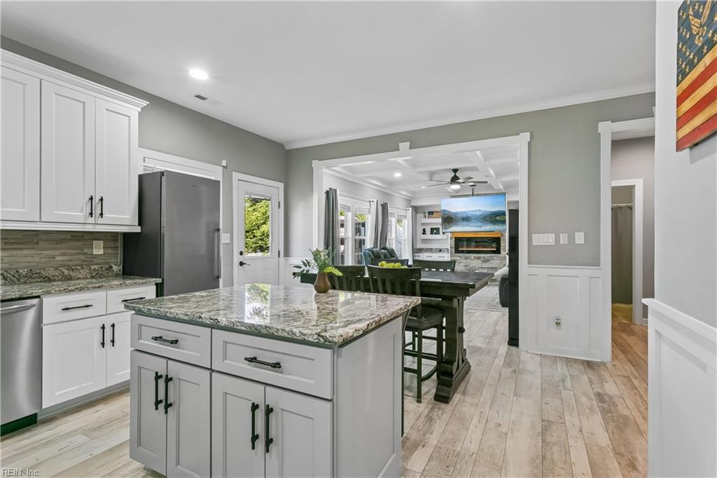 367 Poplar Avenue Newport News VA 23607