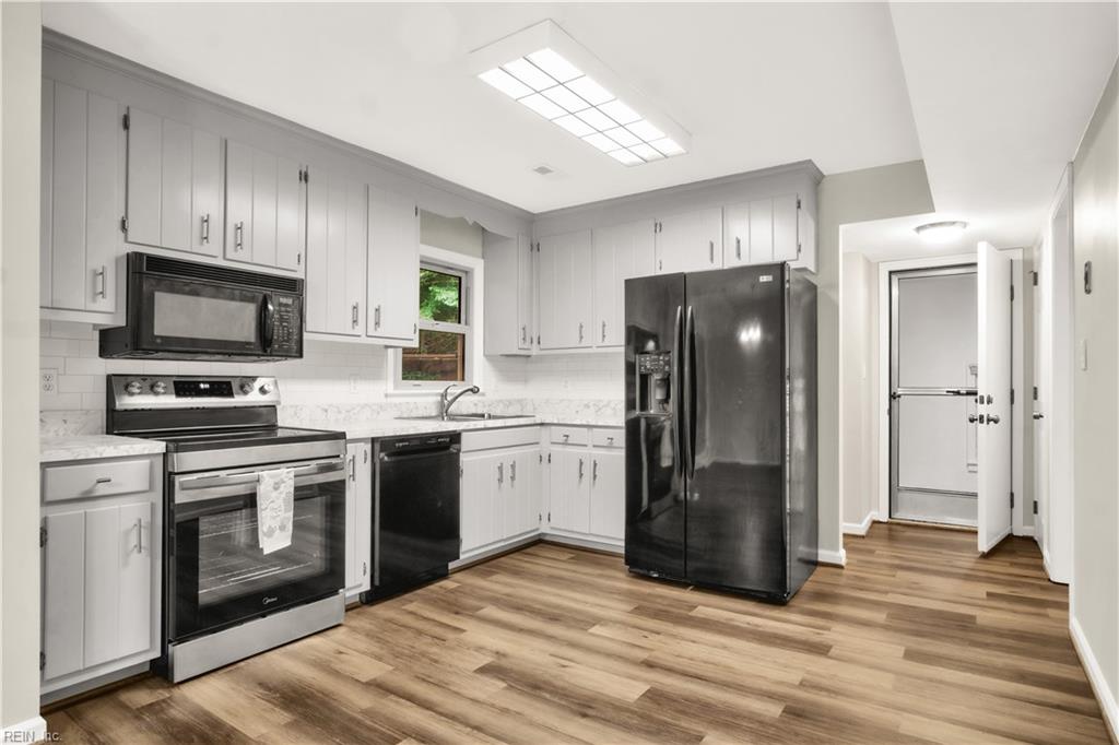 211 Stony Ridge Court Newport News VA 23608