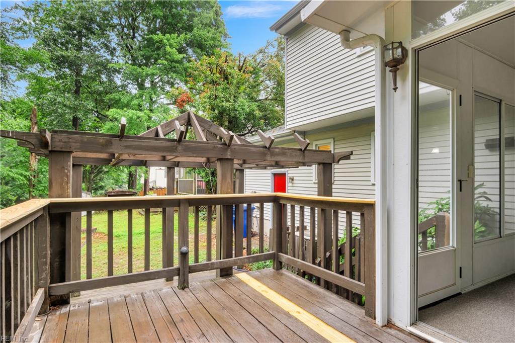 211 Stony Ridge Court Newport News VA 23608