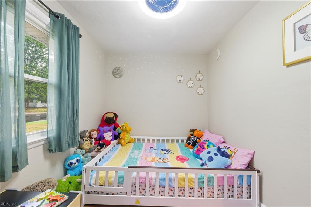 26 Woodhaven Road Newport News VA 23608