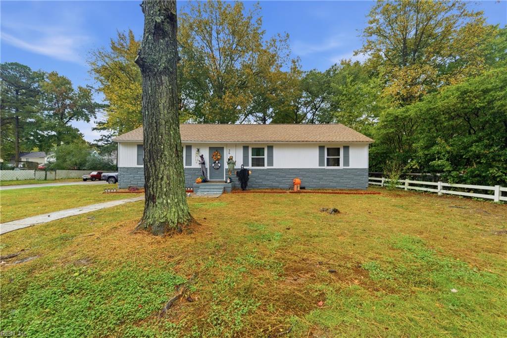 26 Woodhaven Road Newport News VA 23608