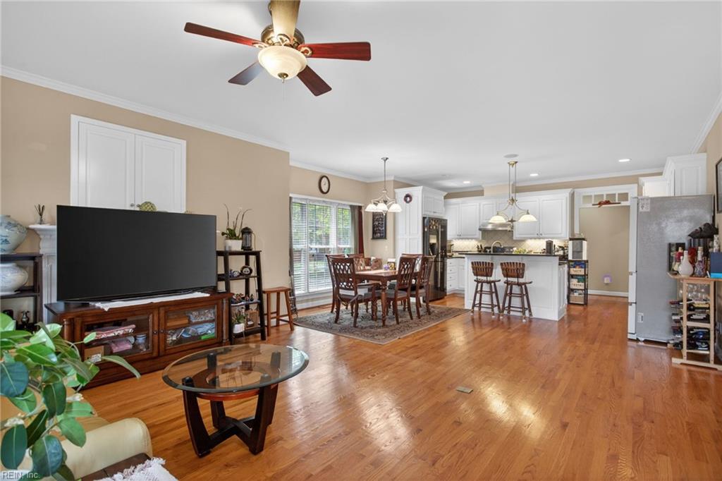 281 T.s. Eliot Street Newport News VA 23606