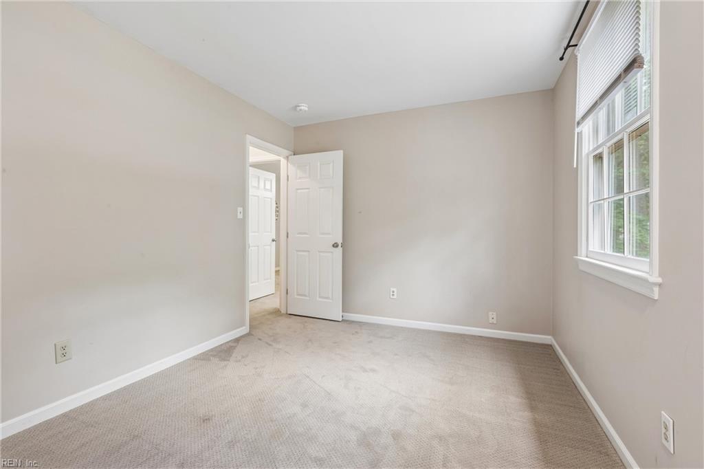 100 Accomac Turning Yorktown VA 23693