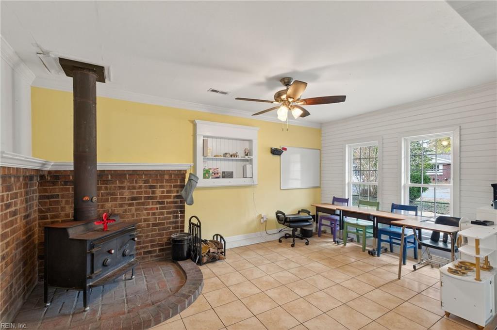 517 Catalpa Drive Newport News VA 23601