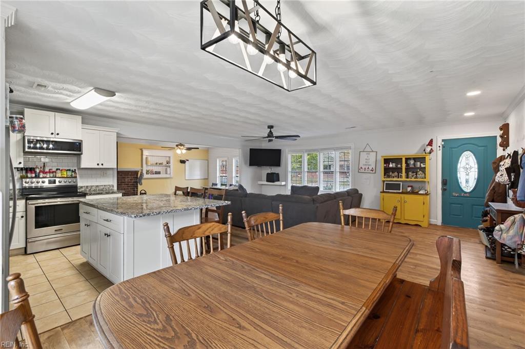 517 Catalpa Drive Newport News VA 23601