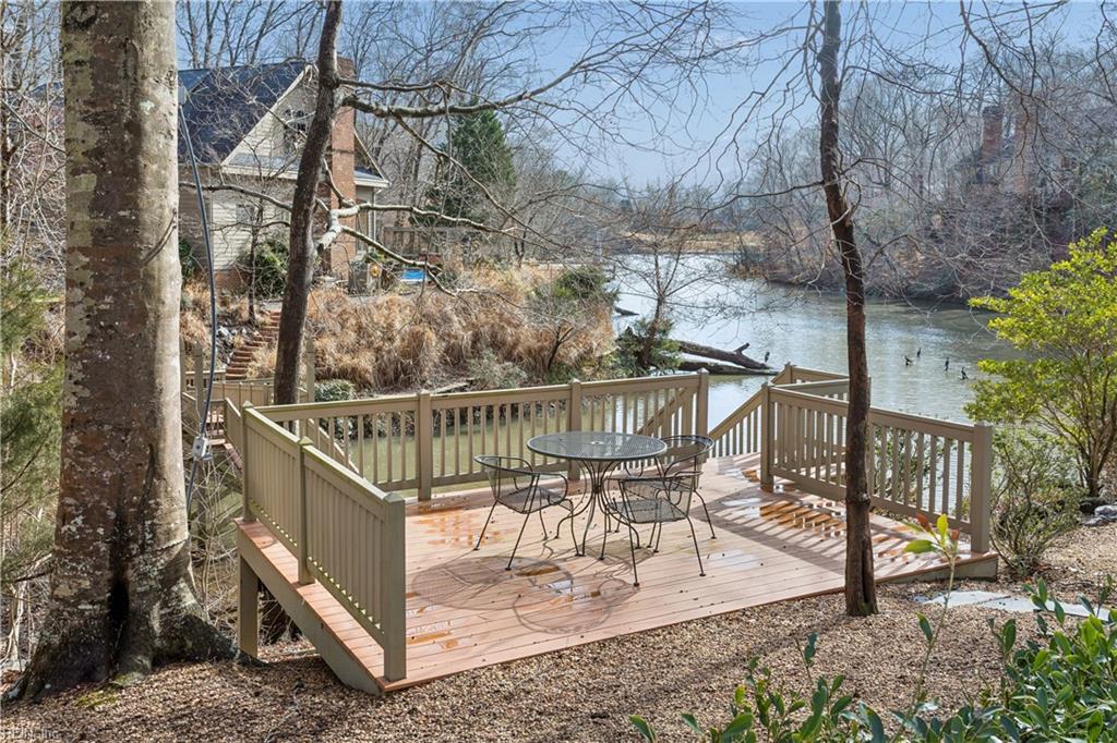 32 Hampton Key Williamsburg VA 23185