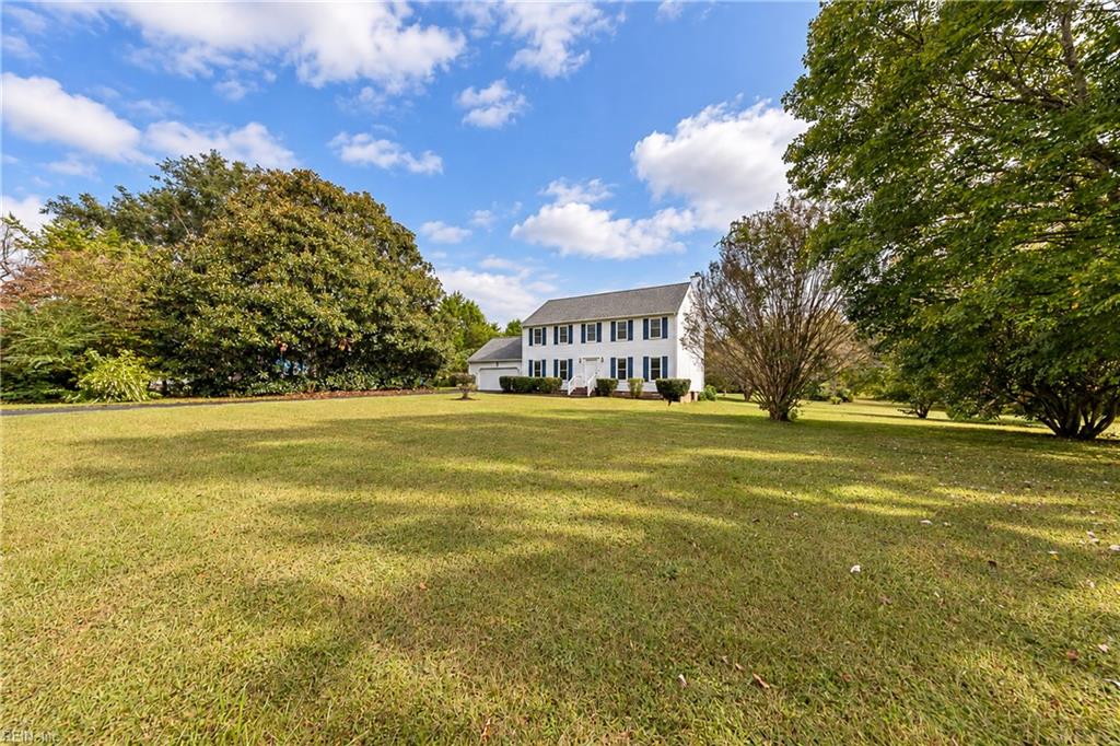 212 Crescent Drive Williamsburg VA 23188