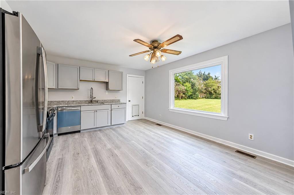 212 Crescent Drive Williamsburg VA 23188