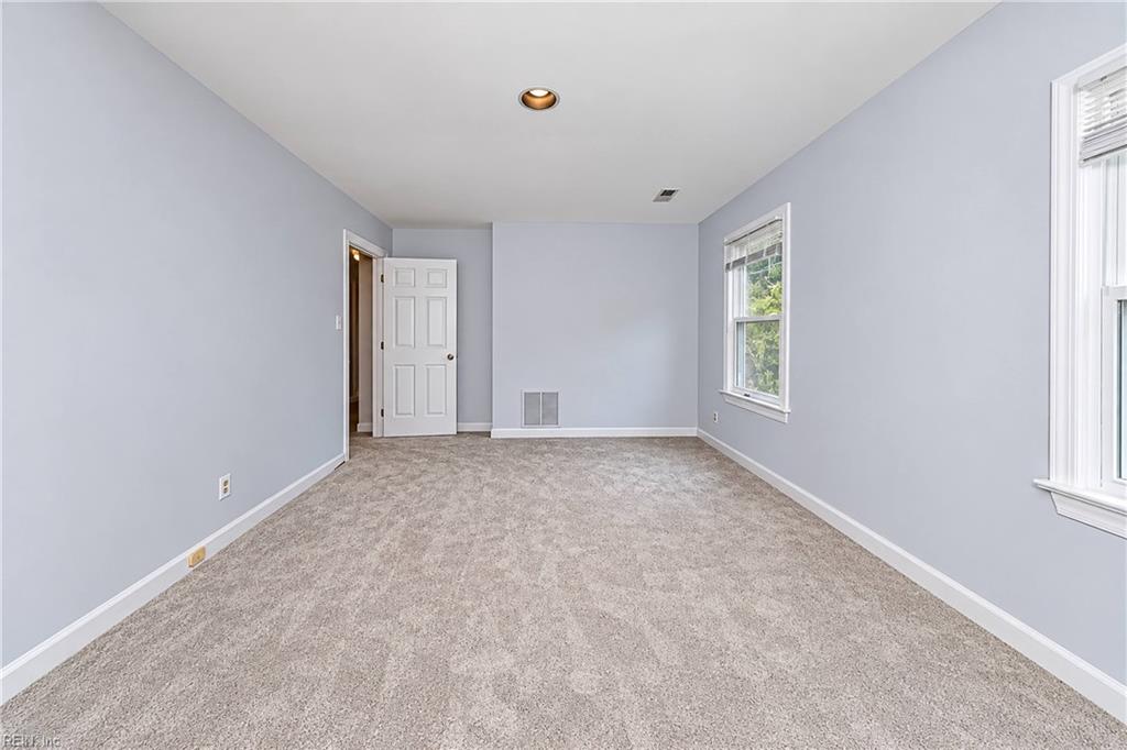 212 Crescent Drive Williamsburg VA 23188
