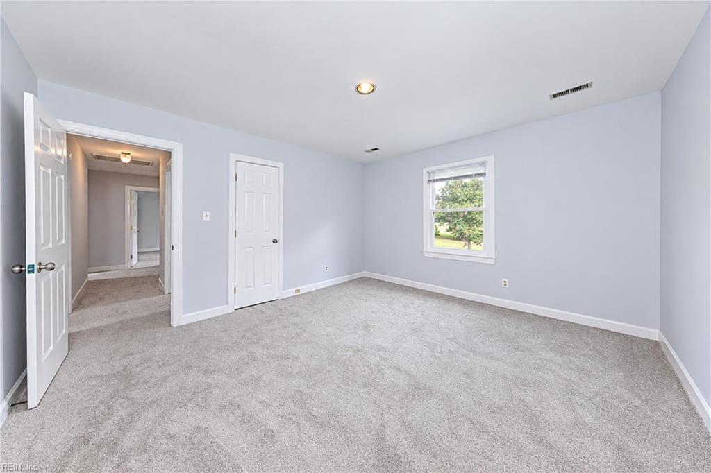 212 Crescent Drive Williamsburg VA 23188