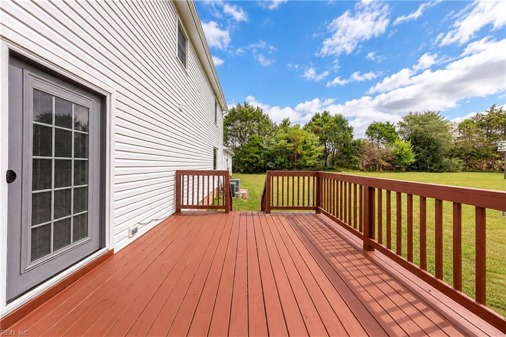212 Crescent Drive Williamsburg VA 23188