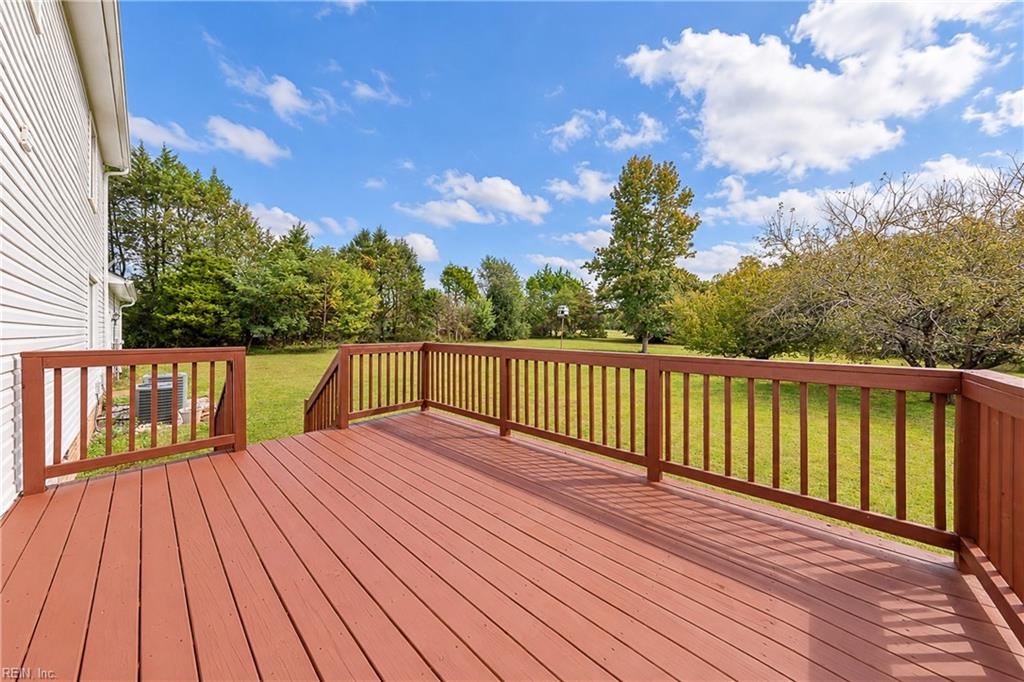 212 Crescent Drive Williamsburg VA 23188