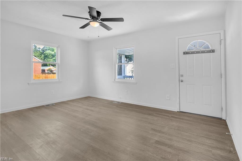 11 Alpine Street Newport News VA 23606
