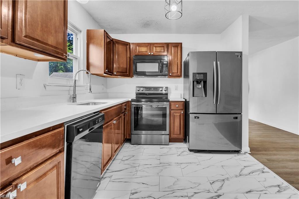 11 Alpine Street Newport News VA 23606